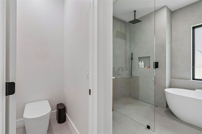 Image No.53-4 Bed House for sale