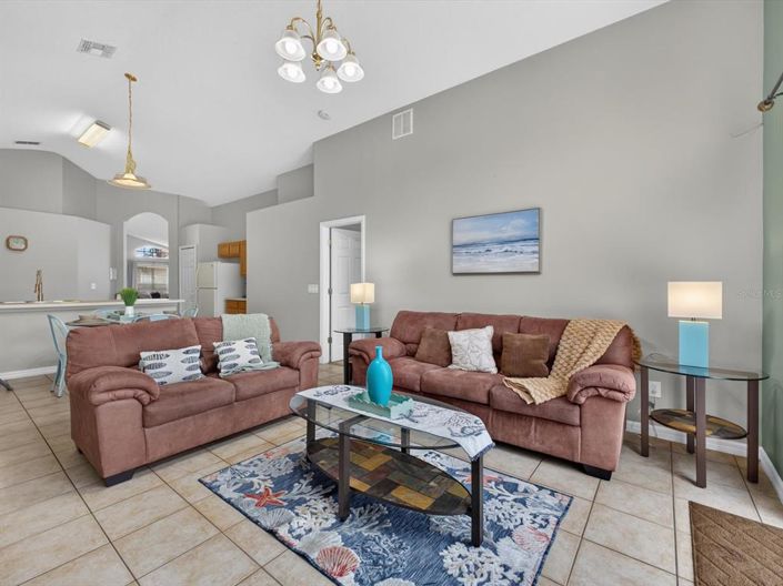 Image No.14-4 Bed House for sale