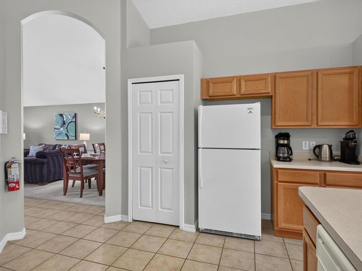 Image No.8-4 Bed House for sale