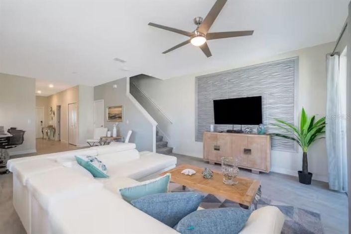 Image No.4-5 Bed Townhouse for sale