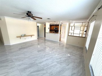 fa005713-424