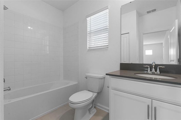 Image No.35-4 Bed House for sale
