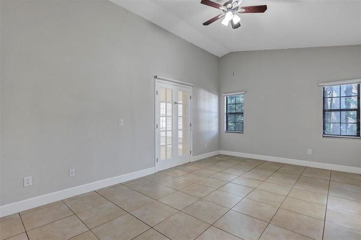Image No.20-3 Bed House for sale