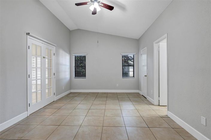 Image No.22-3 Bed House for sale