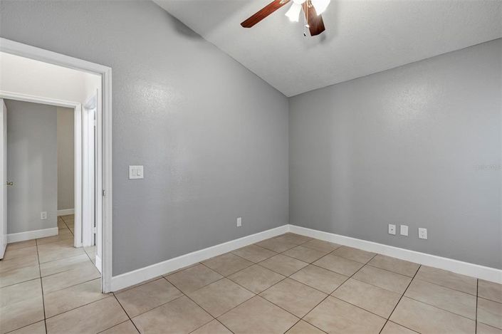 Image No.26-3 Bed House for sale