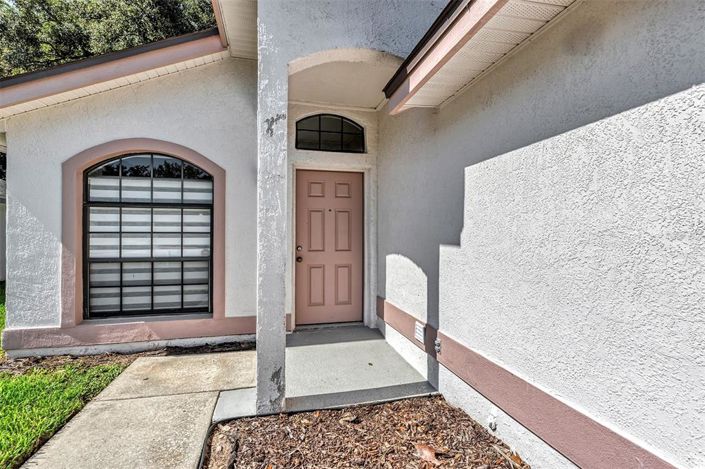 Image No.6-3 Bed House for sale