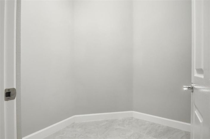 Image No.14-4 Bed House for sale