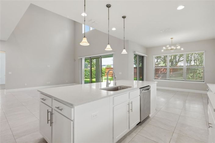 Image No.30-4 Bed House for sale