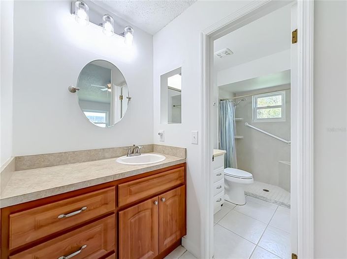 Image No.35-4 Bed House for sale