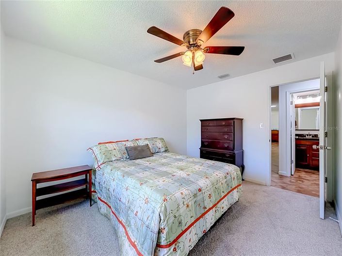 Image No.50-4 Bed House for sale
