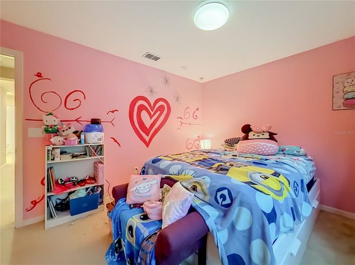 Image No.25-4 Bed House for sale