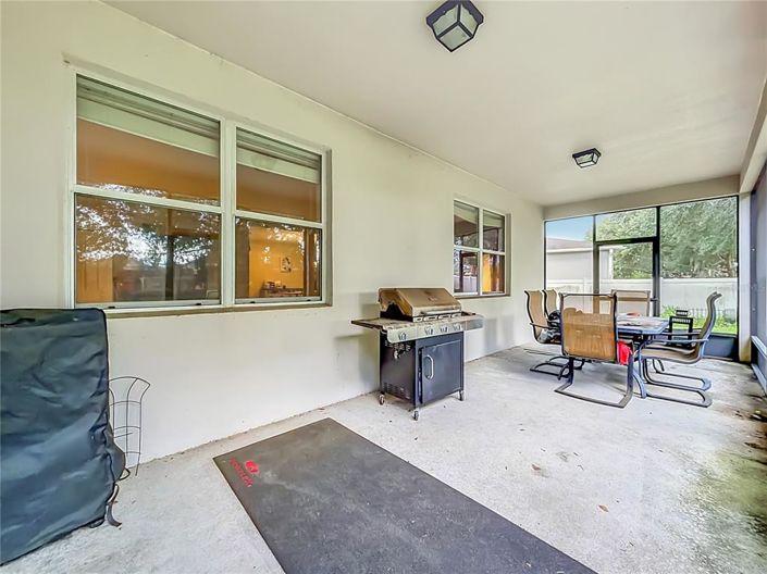 Image No.36-4 Bed House for sale