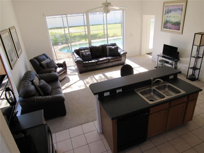 Image No.9-5 Bed House for sale