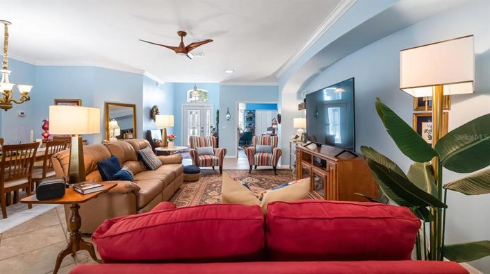 Image No.8-3 Bed House for sale
