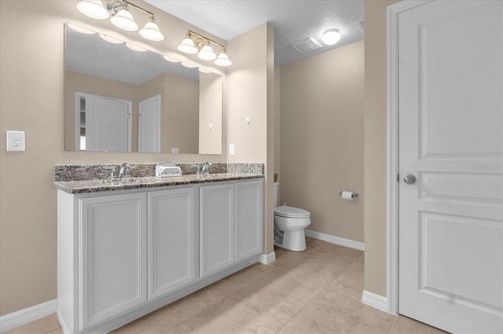 Image No.27-5 Bed House for sale