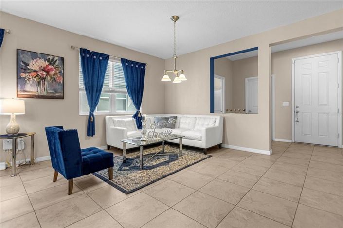 Image No.5-5 Bed House for sale