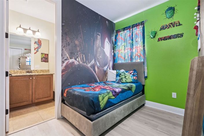 Image No.40-6 Bed House for sale