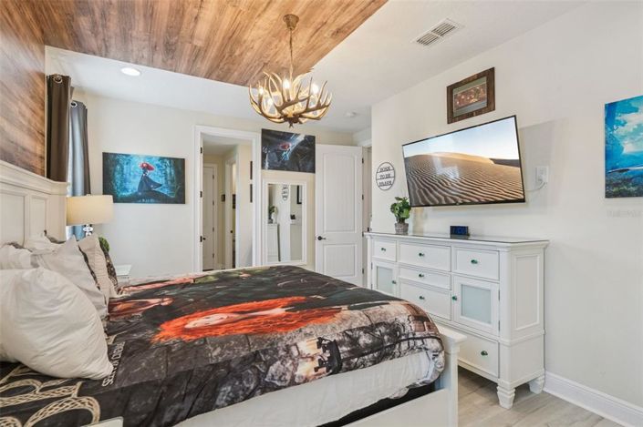 Image No.49-6 Bed House for sale