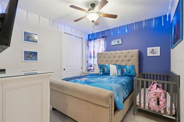 Image No.53-6 Bed House for sale