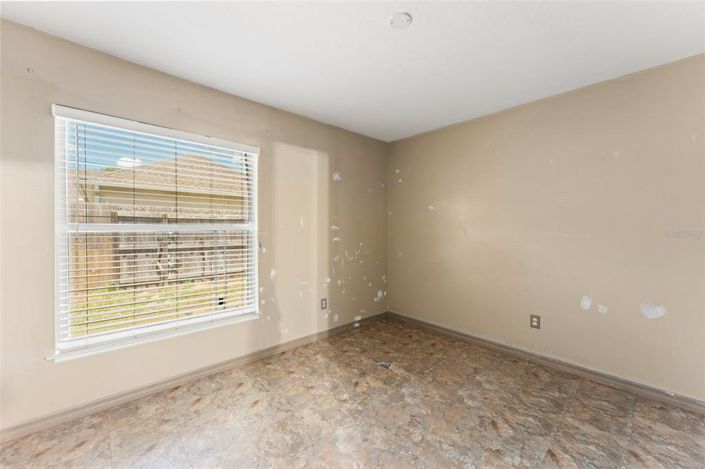 Image No.28-3 Bed House for sale
