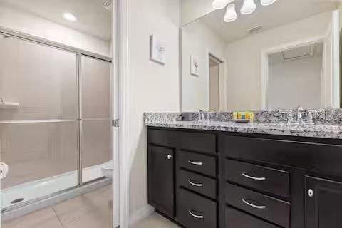 Image No.46-6 Bed House for sale