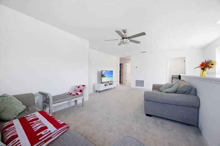 Image No.17-4 Bed House for sale