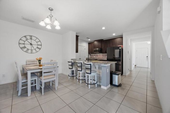 Image No.8-4 Bed House for sale
