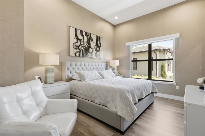 Image No.29-5 Bed House for sale