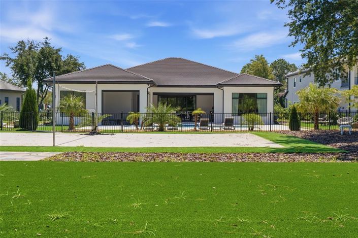Image No.54-5 Bed House for sale