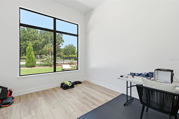 Image No.57-5 Bed House for sale