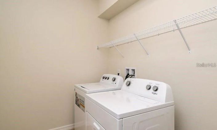 Image No.26-9 Bed House for sale