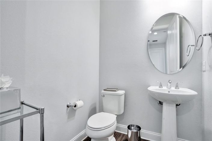 Image No.24-4 Bed House for sale
