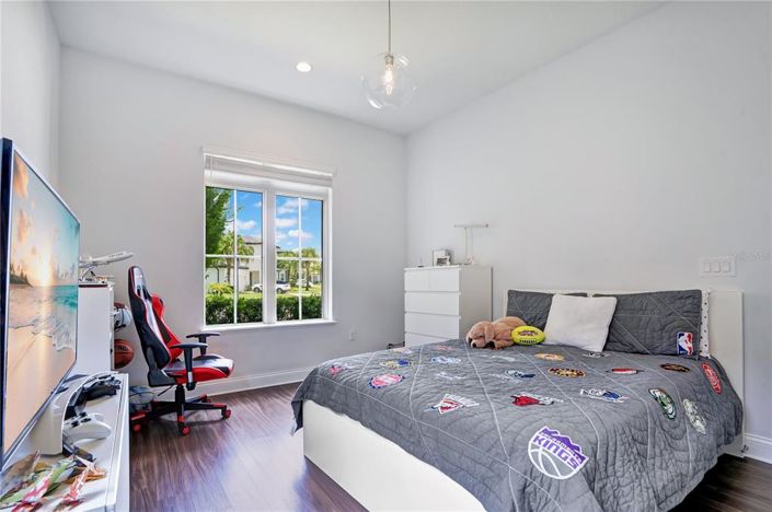 Image No.33-4 Bed House for sale