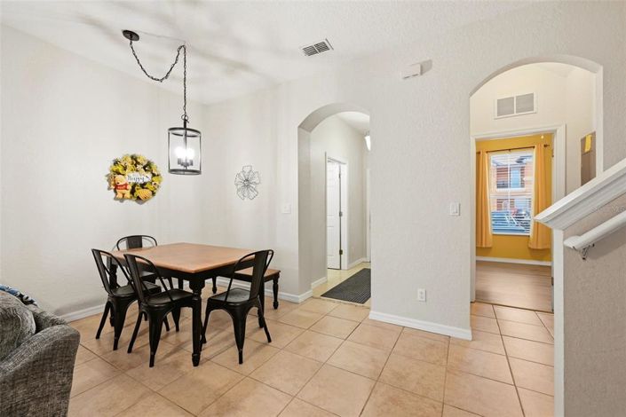 Image No.19-3 Bed Townhouse for sale