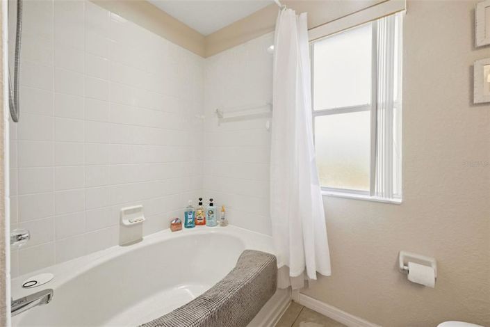 Image No.5-3 Bed Townhouse for sale