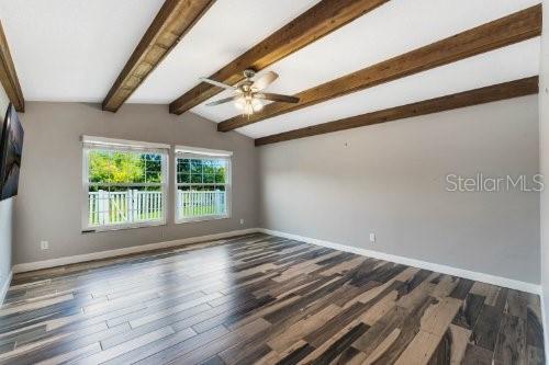 Image No.16-5 Bed House for sale