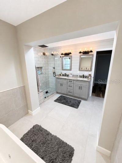 Image No.23-5 Bed House for sale