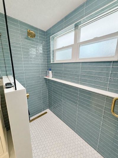 Image No.40-5 Bed House for sale