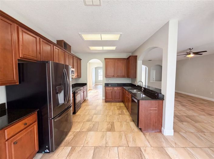 Image No.27-5 Bed House for sale