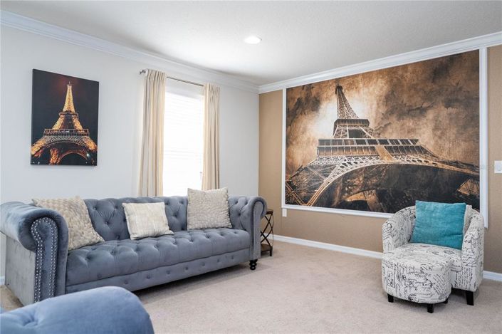 Image No.19-6 Bed House for sale