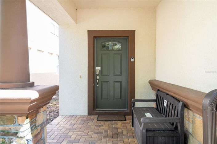 Image No.6-6 Bed House for sale