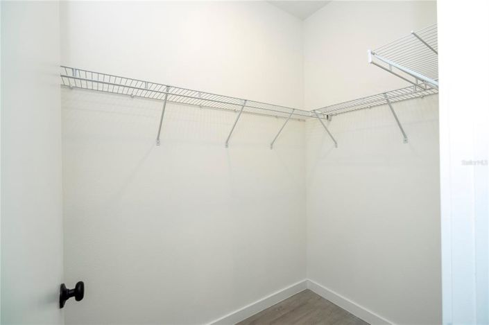Image No.18-3 Bed Townhouse for sale