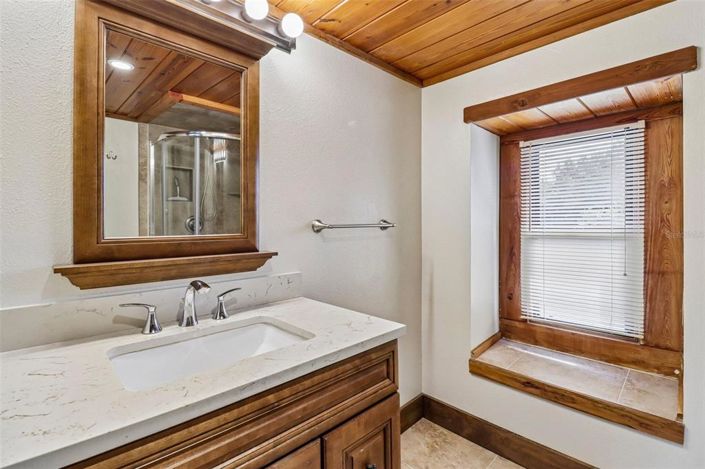 Image No.28-3 Bed House for sale