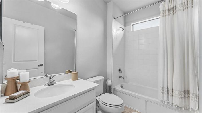Image No.35-5 Bed House for sale