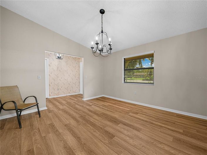 Image No.6-3 Bed House for sale
