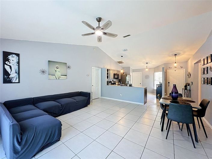 Image No.14-3 Bed House for sale