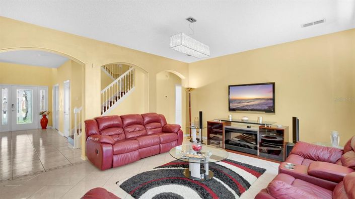 Image No.23-5 Bed House for sale
