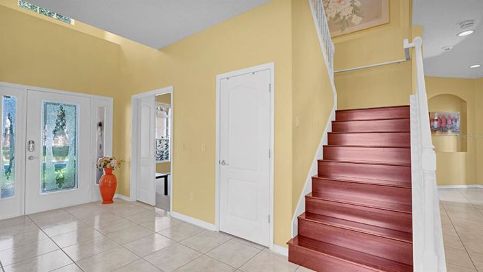 Image No.25-5 Bed House for sale
