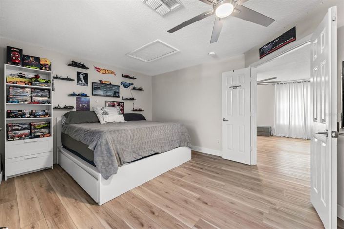 Image No.29-5 Bed House for sale