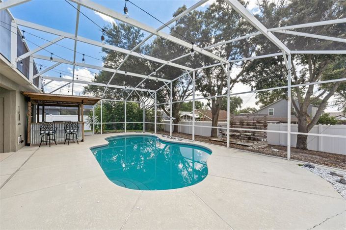 Image No.34-5 Bed House for sale